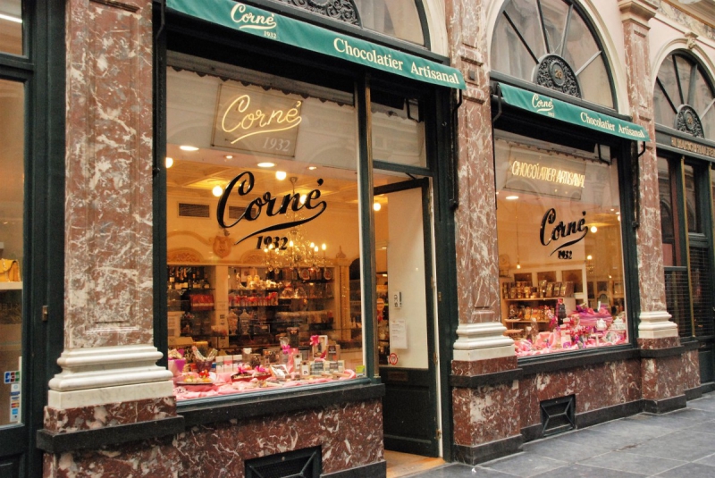 ecommerce-TOURRETTE LEVENS-min_chocolate_chocolaterie_shop_luxury_chic_gallery_brussels_belgium-558146